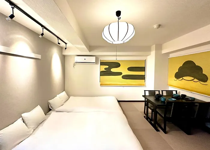 Love Ueno 2-4人アクセス抜群 山手線3分 上野浅草銀座近い 御徒町駅3分 アメ横3分 上野駅10分 上野広小路駅3分 湯島駅2分 和風畳寝室