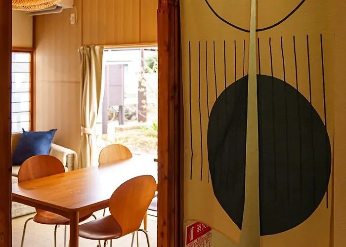 Bright Park House In Central Tokyo