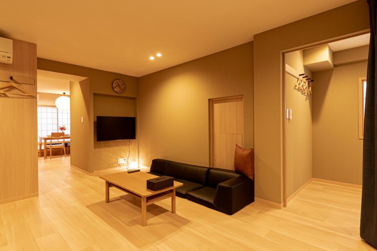 Apartment Sola House