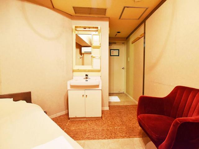 Hotel Oyo Sanmaruco 2*