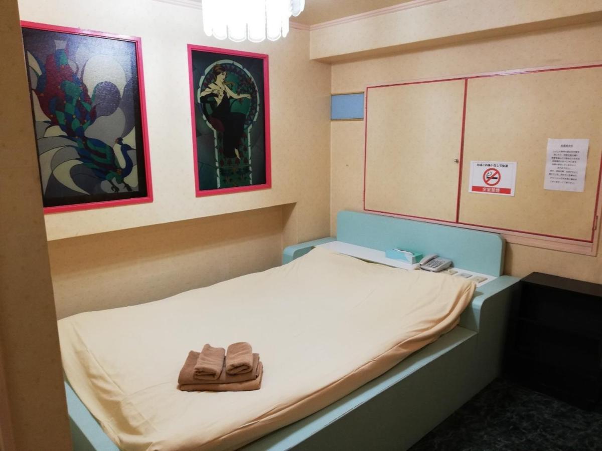 Hotel Oyo Sanmaruco 2*