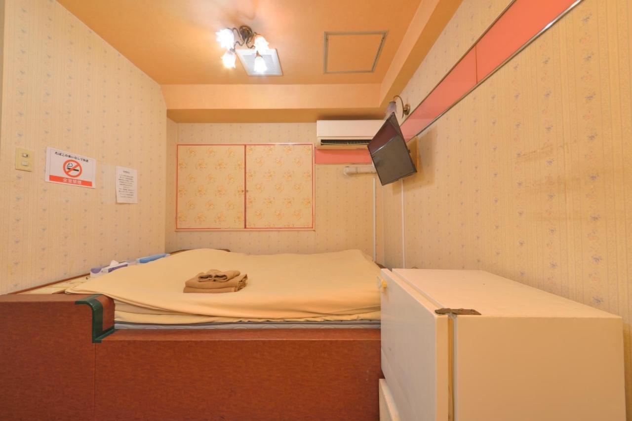 Hotel Oyo Sanmaruco 2*