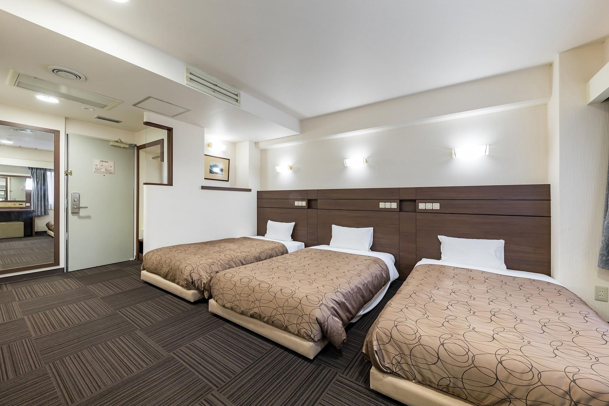 Akasaka Yoko 3* Tokyo