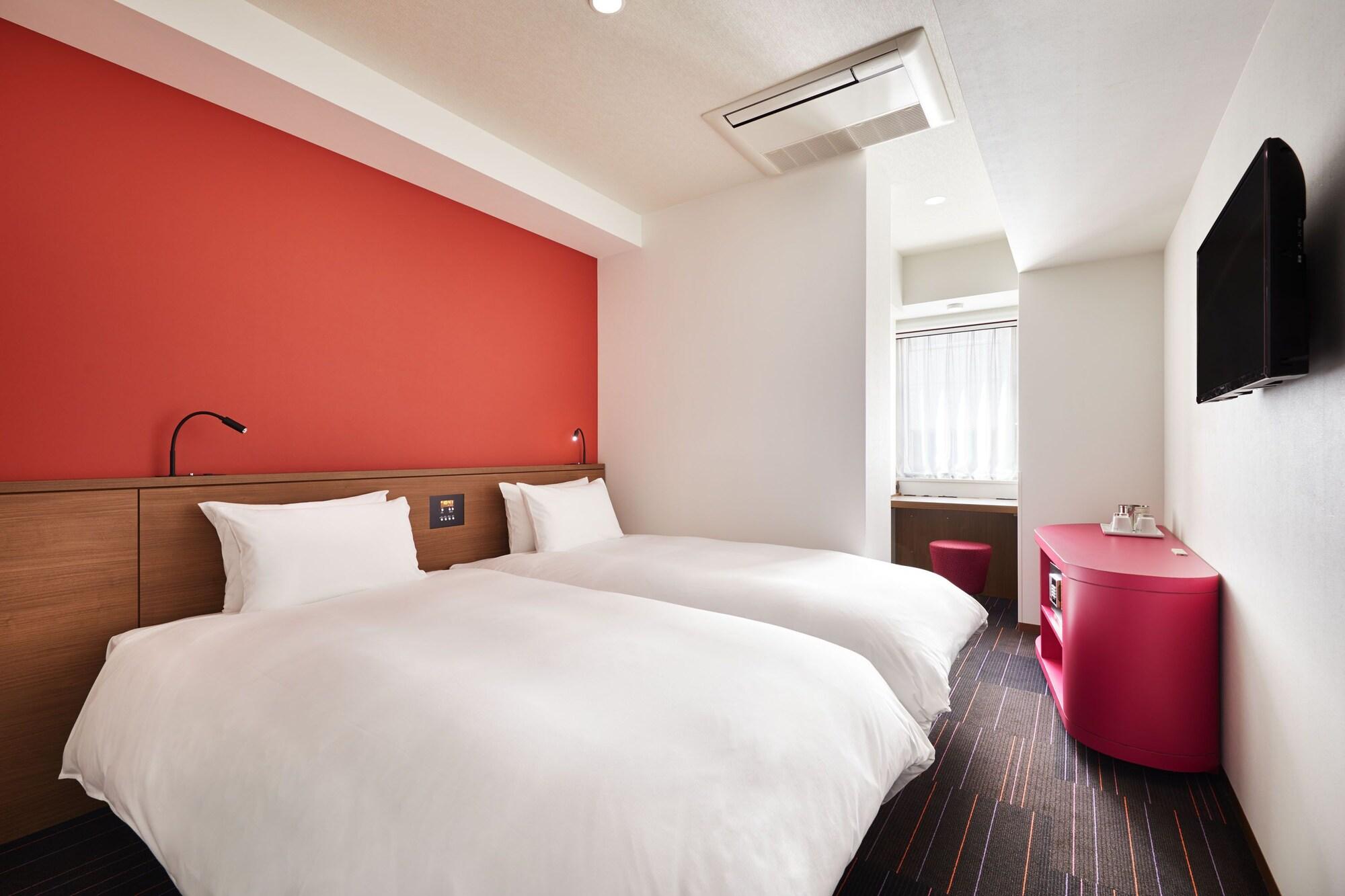 The B Shimbashi Toranomon Hotel