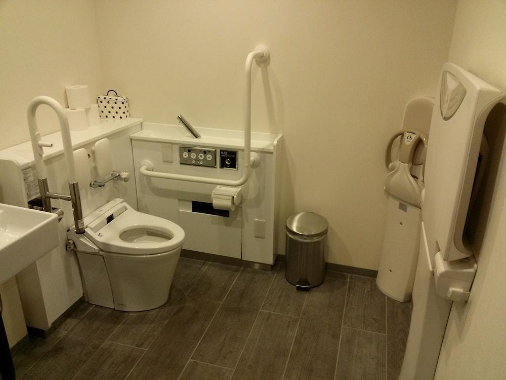 The B Shimbashi Toranomon 3* Tokyo