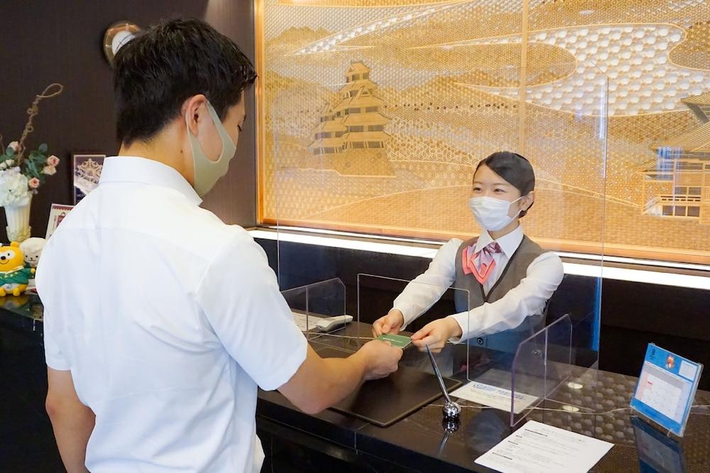 Route-inn Kamata 3*