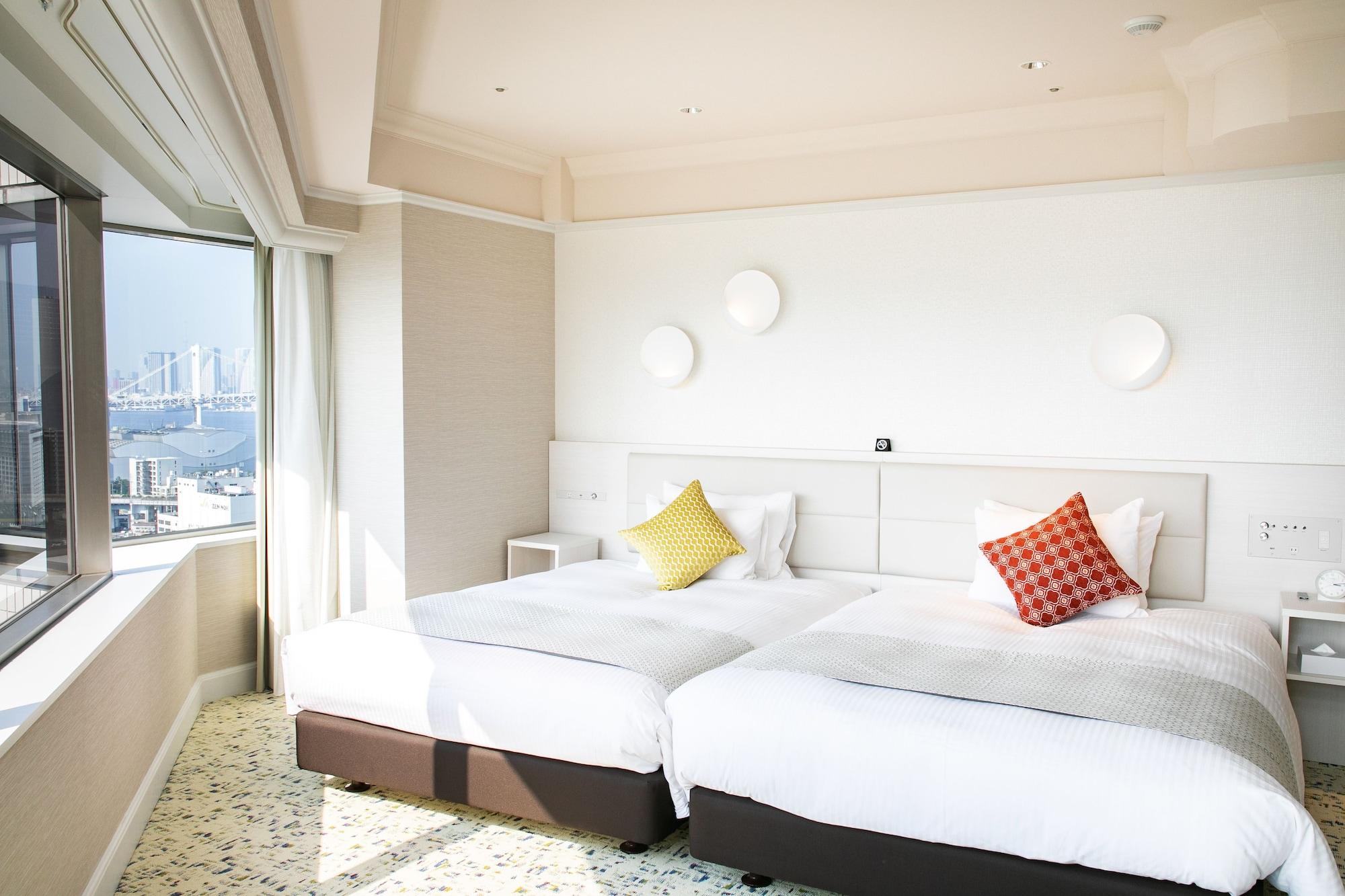 Hotel Ana Bay By Ihg 4*