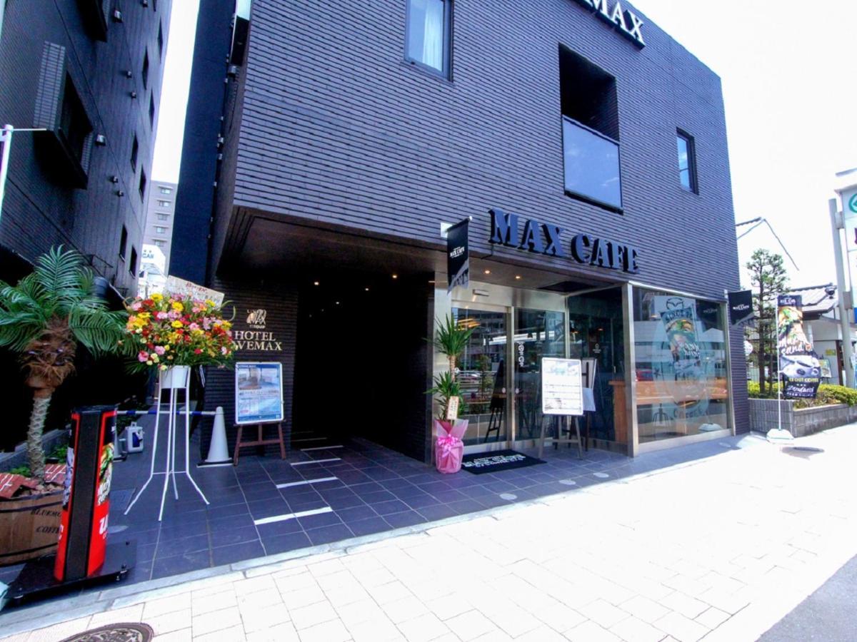 Livemax Kasai Ekimae