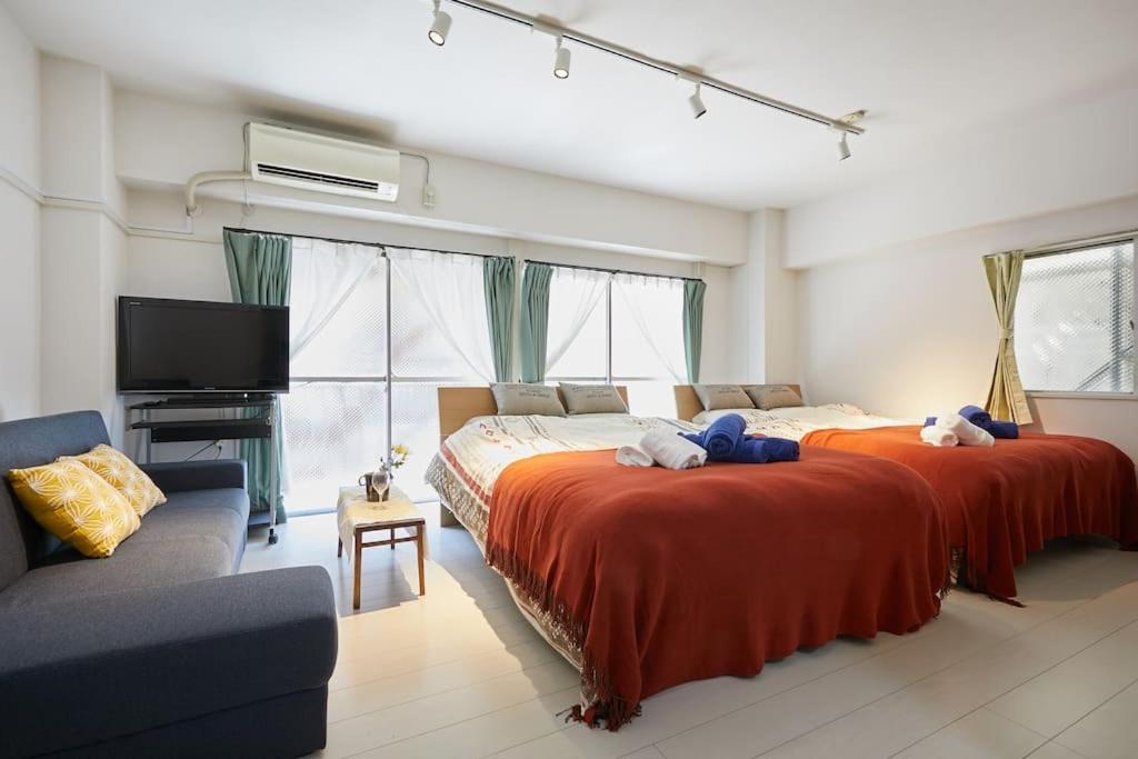 Apartment G&r House 102