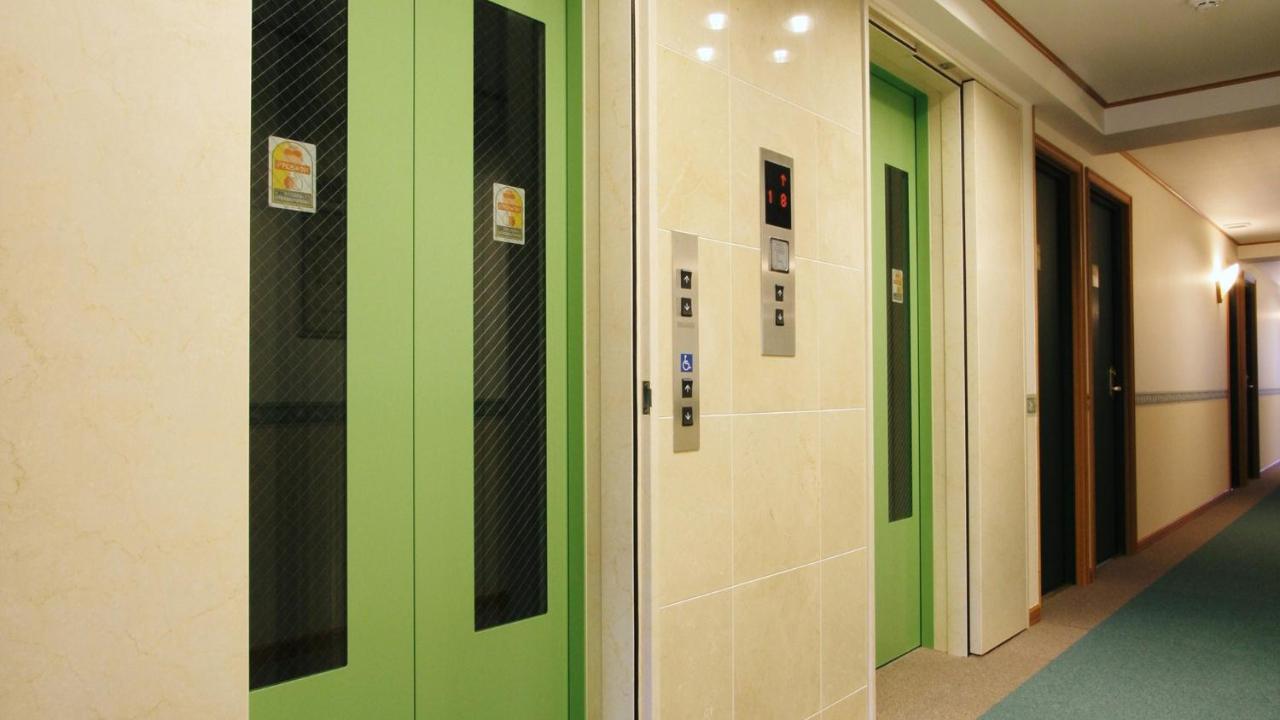 Toyoko Kanda Akihabara 3*