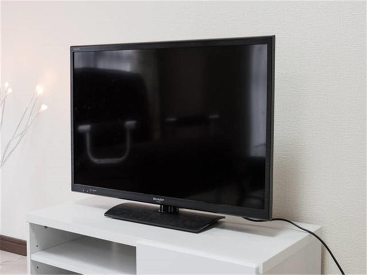 Kiki Lm -- Self Check-in -- Number & Password Is In The Following Email Apartment