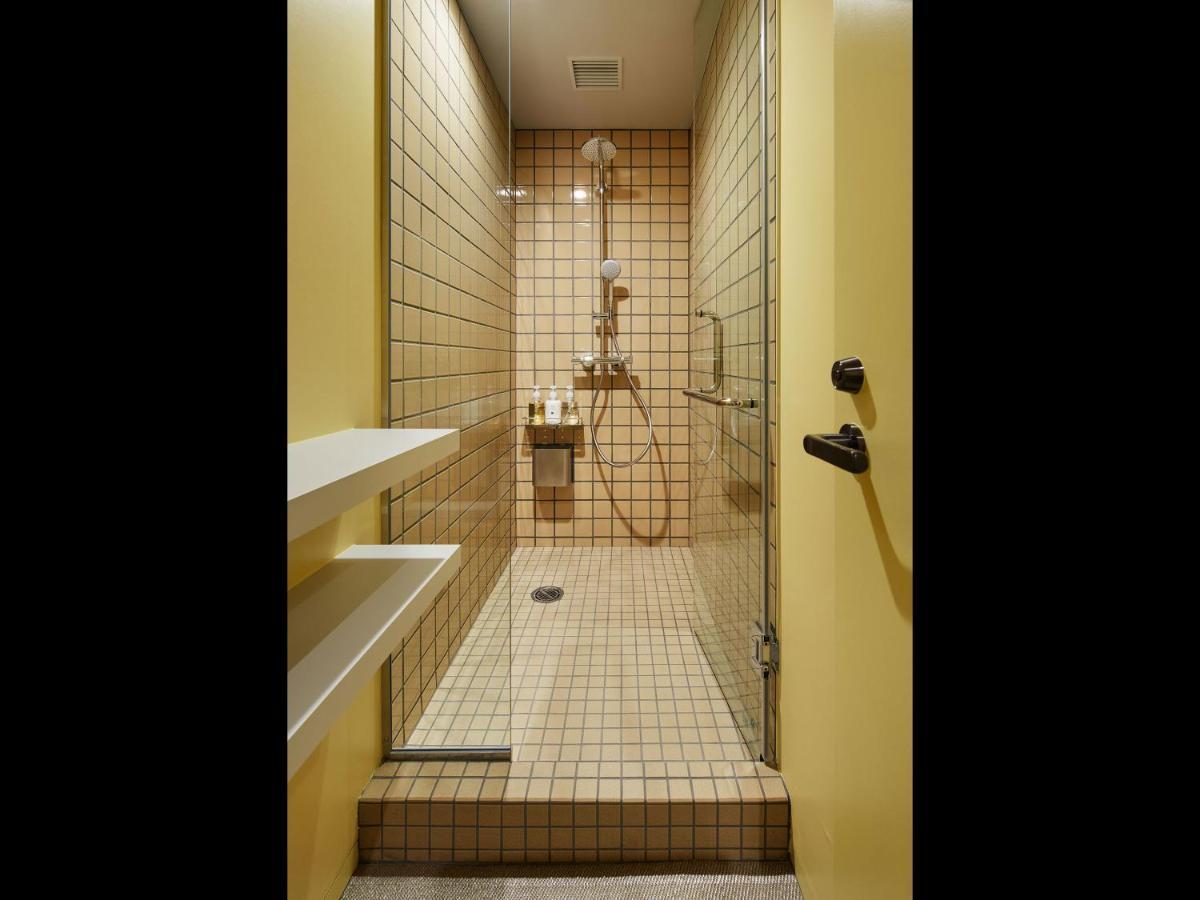 9h Nine Woman Shinjuku Sleep Lab Capsule hotel 2*