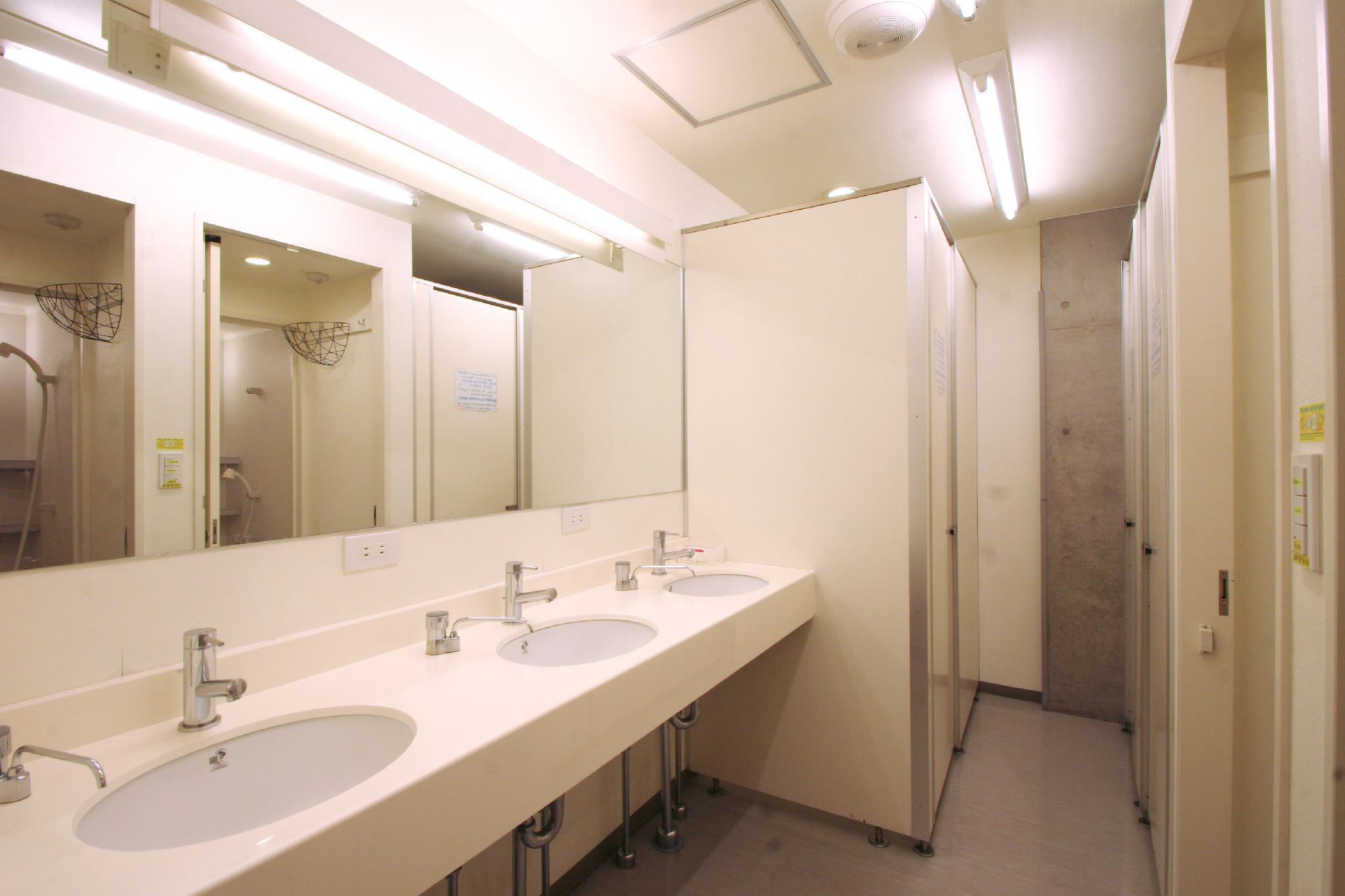 Sakura Asakusa Hostel *
