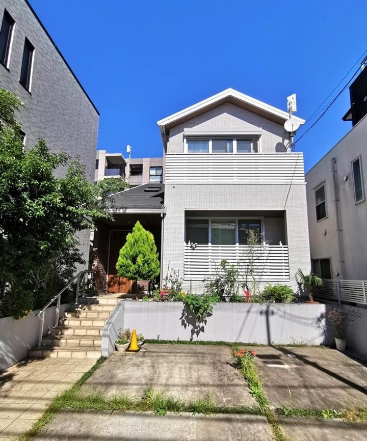 Bell House Tokyo