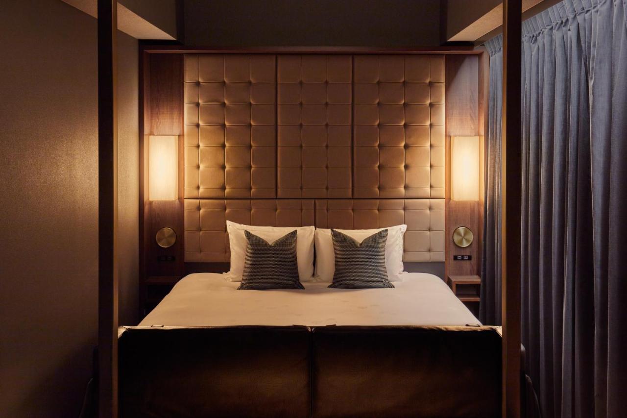 The Royal Park Canvas - Ginza 8 Hotel