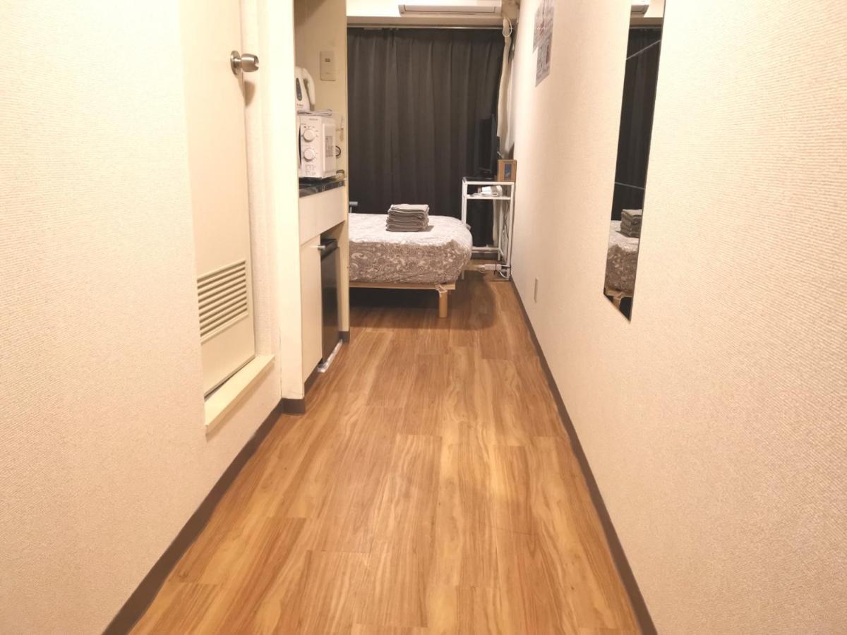 Kiki Lm -- Self Check-in -- Number & Password Is In The Following Email Apartment *