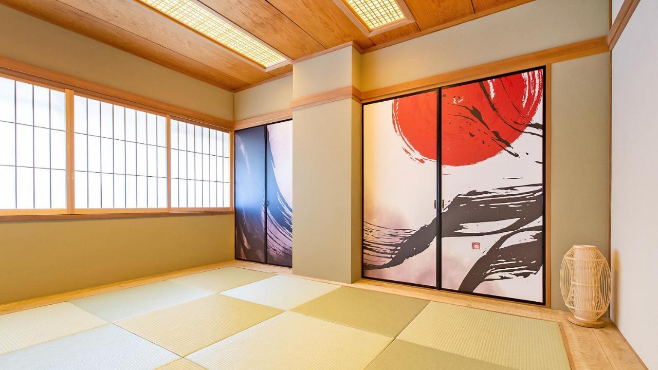 Sakura Asakusa Yokozuna Tokyo