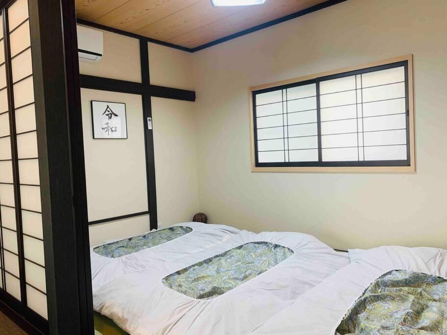 Apartment 東京民泊 貸し切り一軒家 モダン和風 畳 青砥 上野 プライベート空間 最大8名 Tokyo