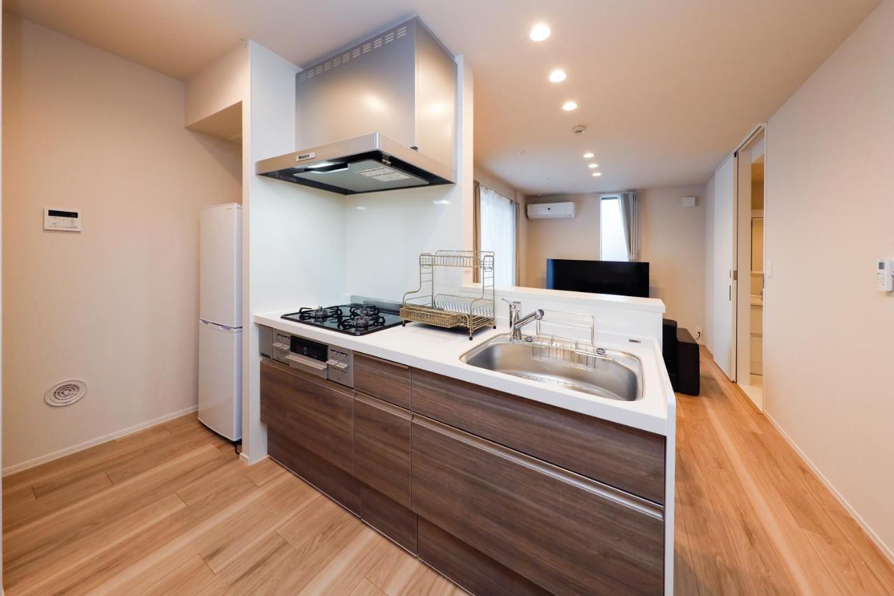 Higashi Komagata House Apartment