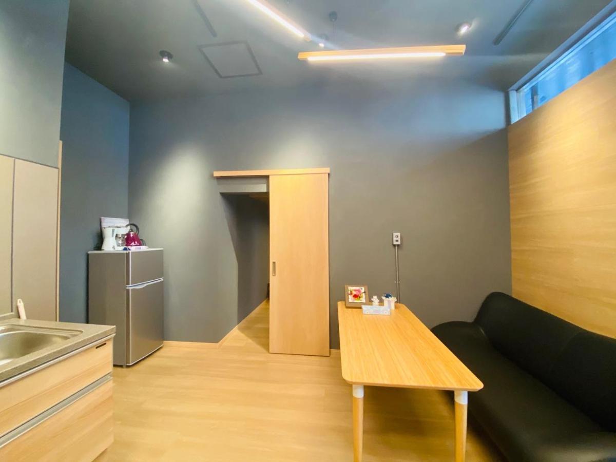 Apartment Ueno House *