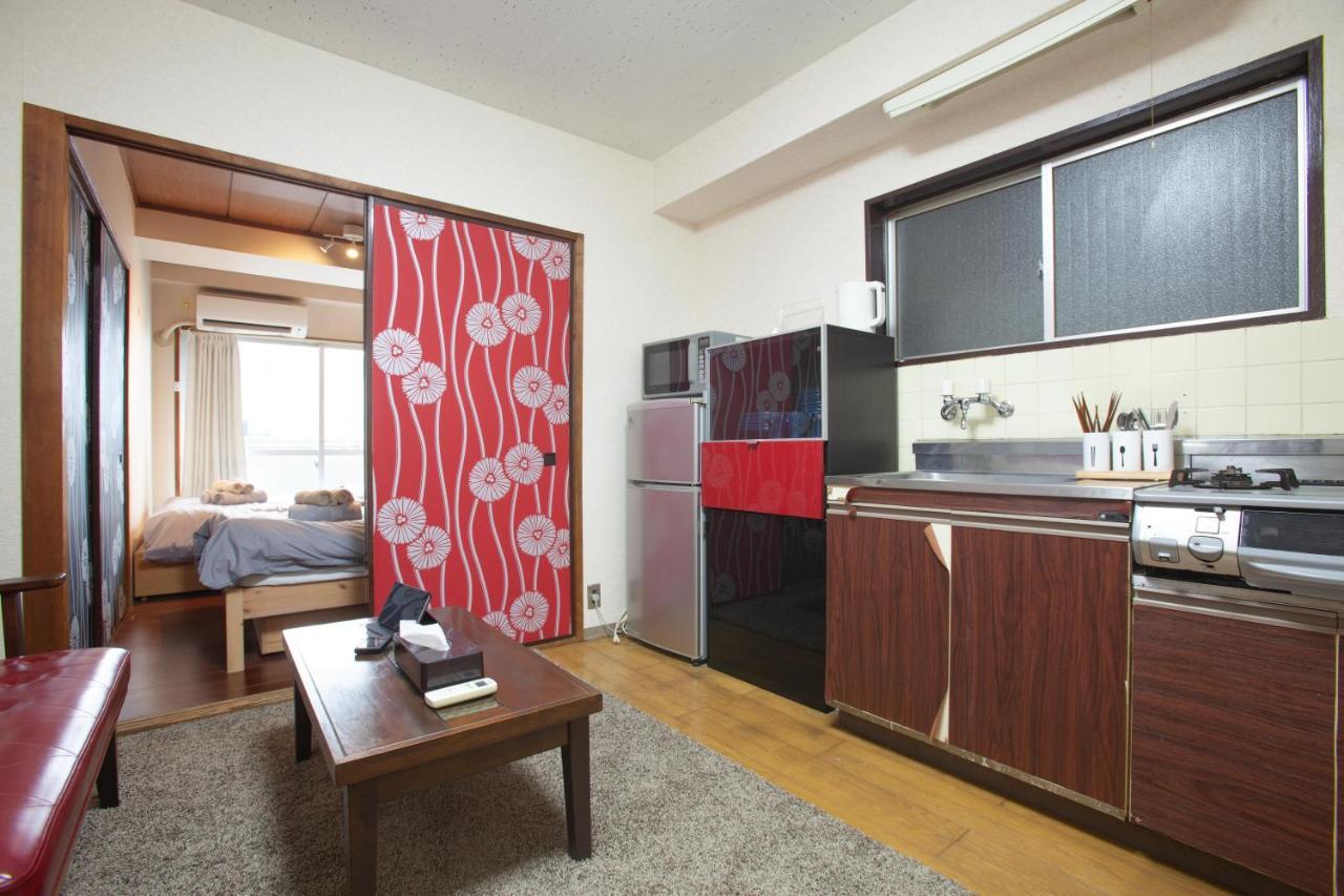 Hojo Building Apartment *