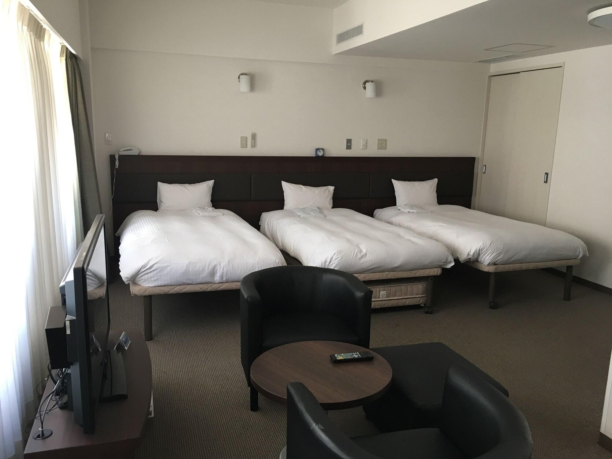 Pearl Kayabacho Hotel 3*