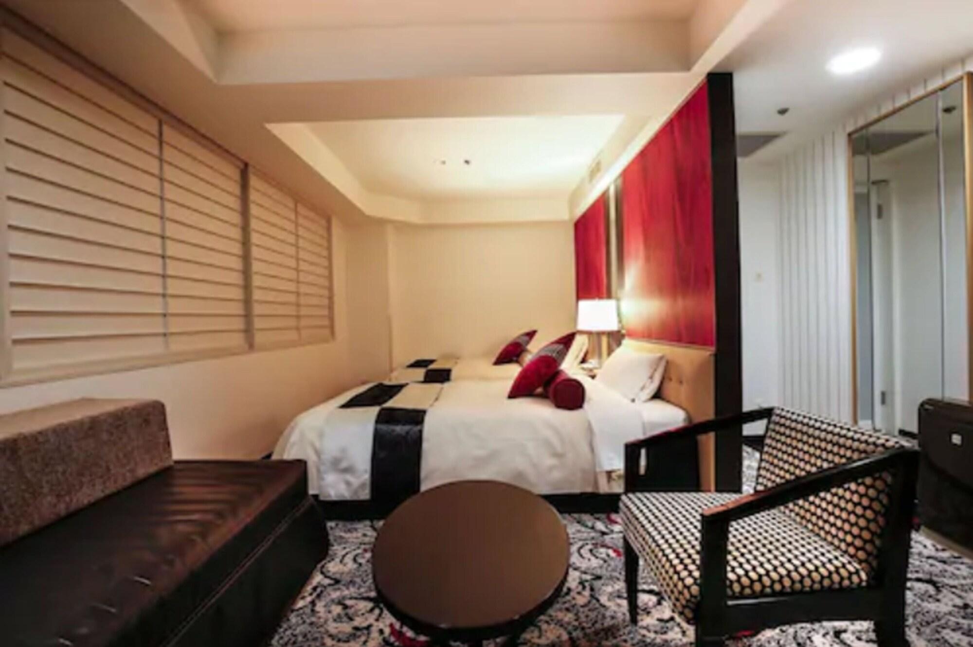 Hotel New Otani 3*