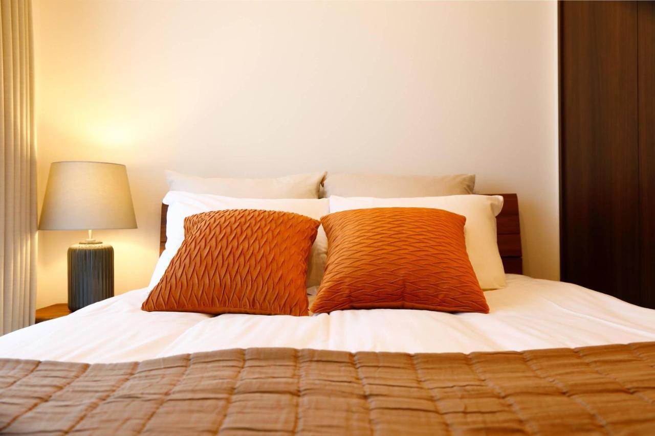 Apartment Mat Oshiage *