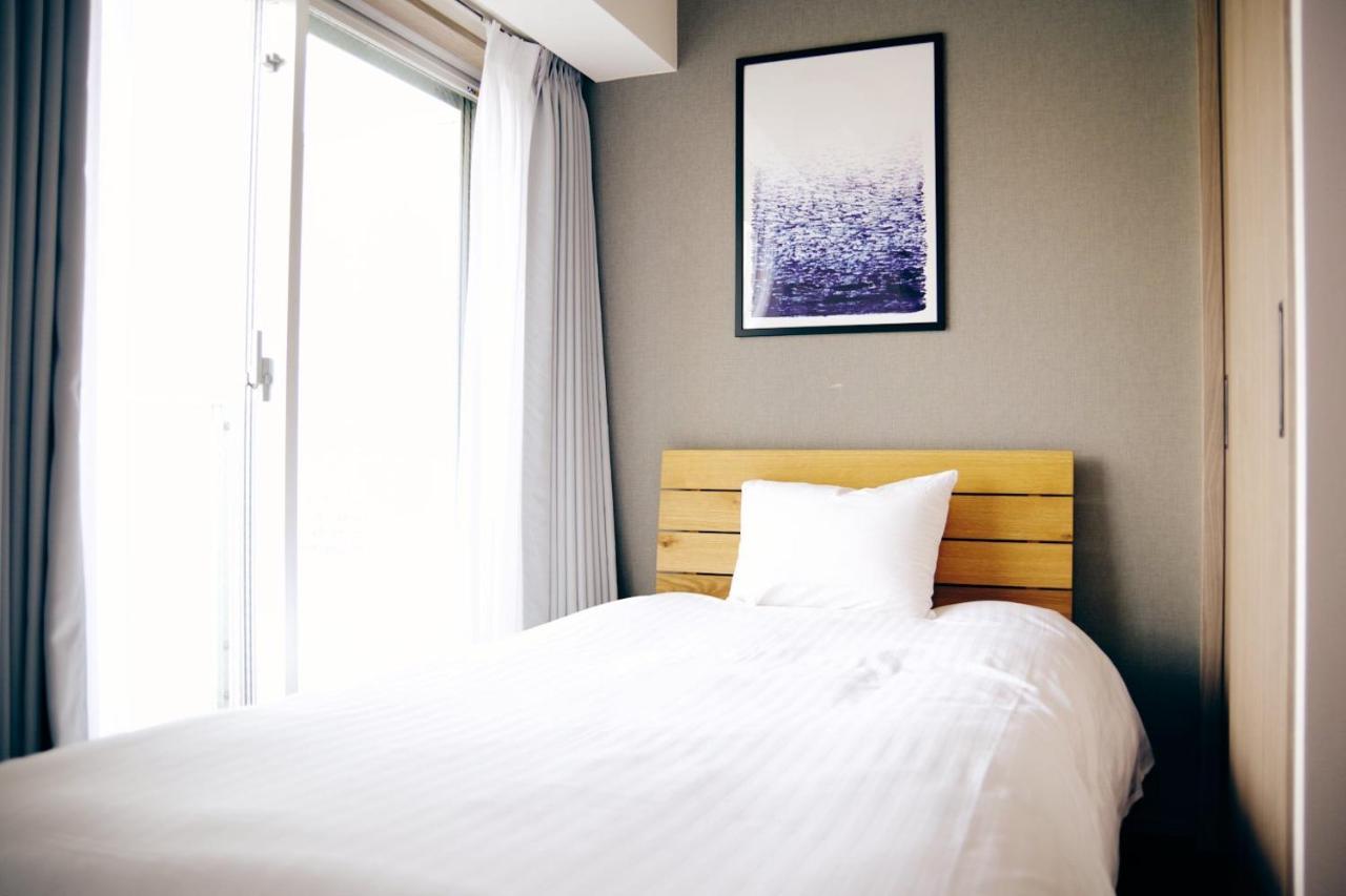 Apartment Mat Oshiage