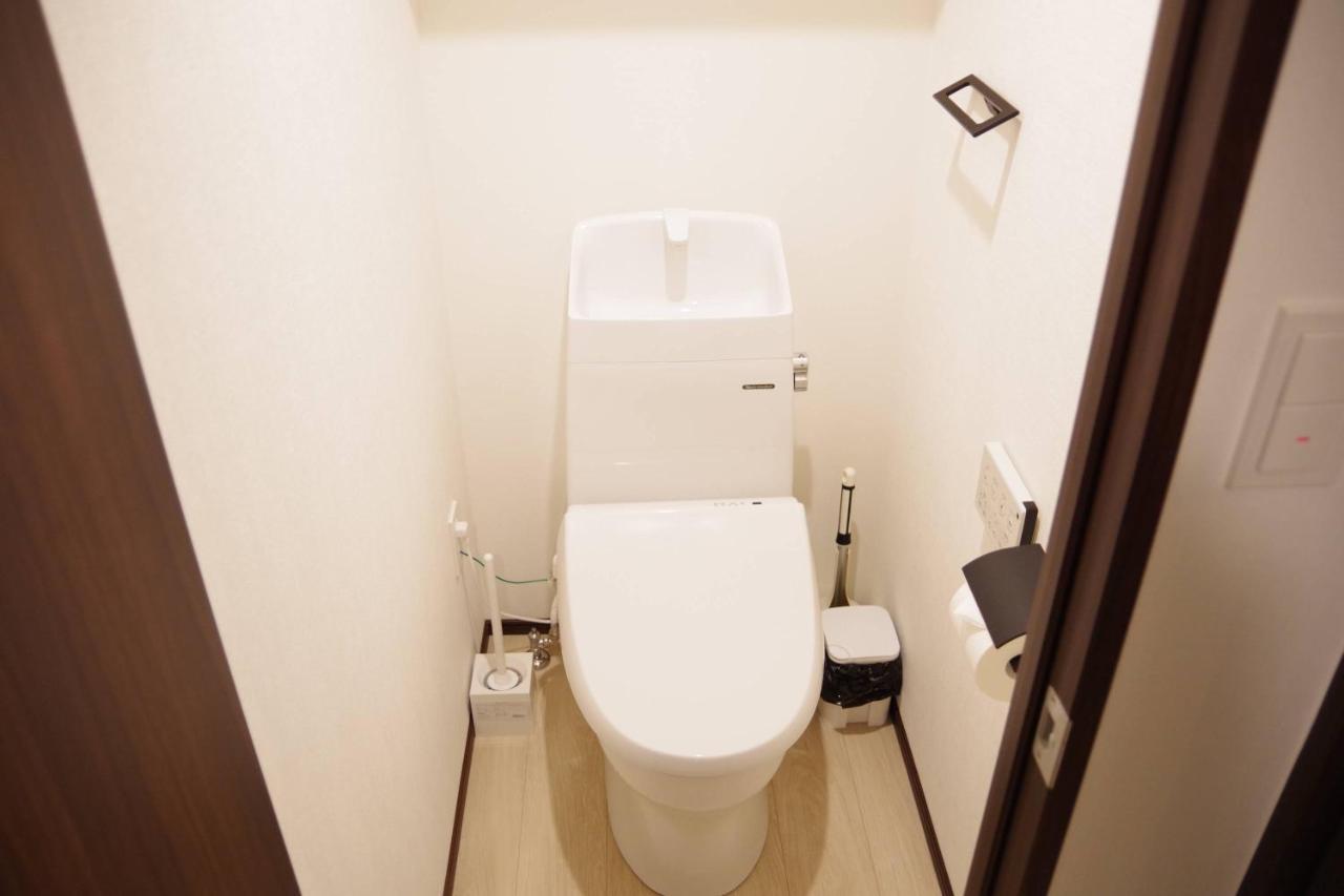 Mat Oshiage Apartment Tokyo