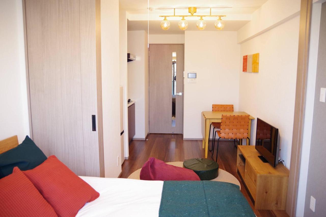Mat Oshiage Apartment *
