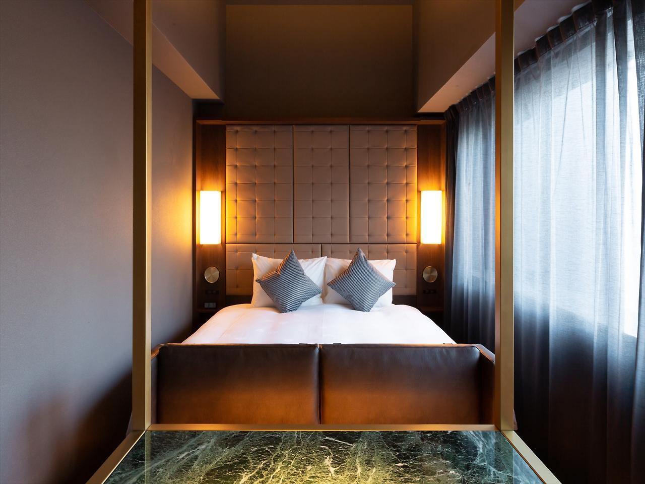 The Royal Park Canvas - Ginza 8 4*