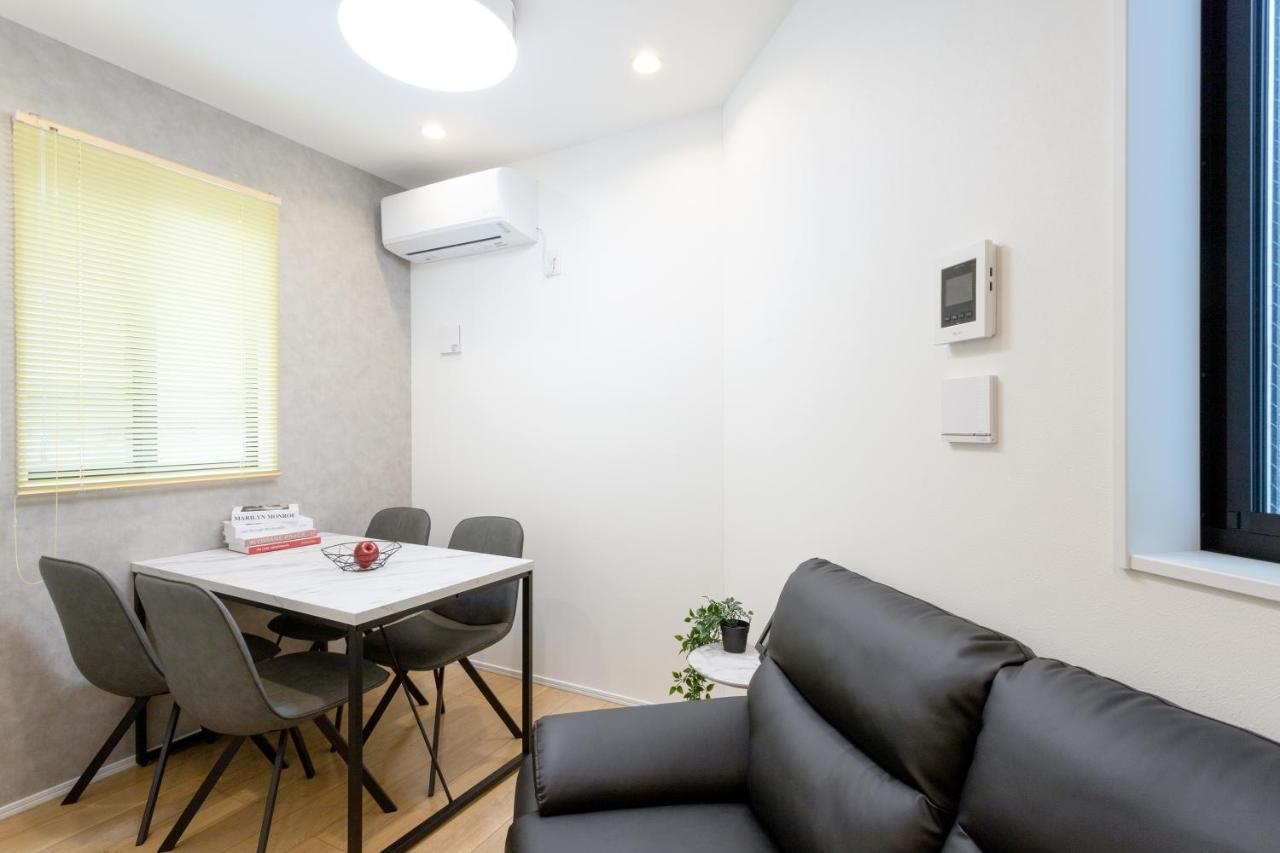 Shinjuku House 新宿シティハウス Apartment *
