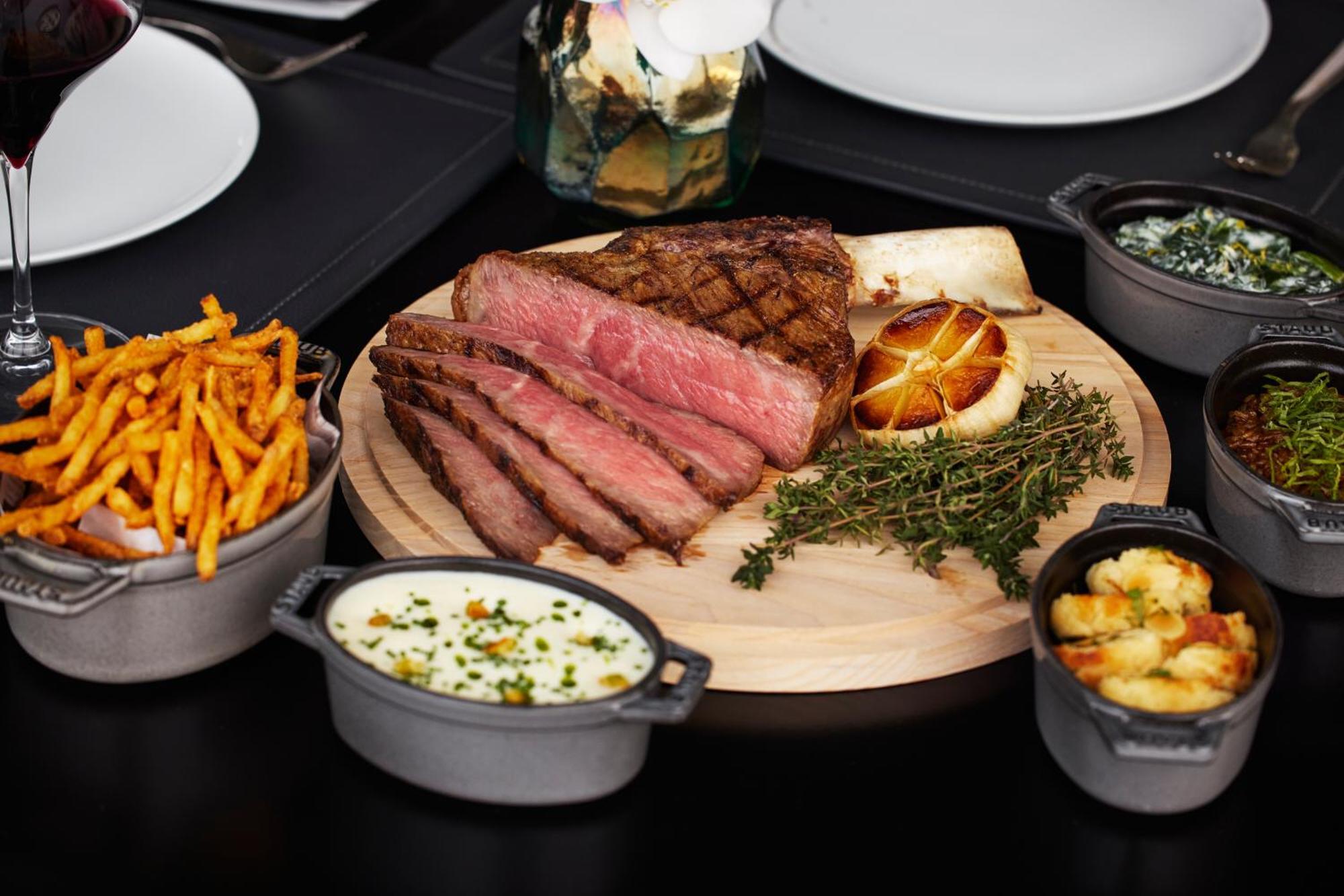 The Peninsula Hotel 5*