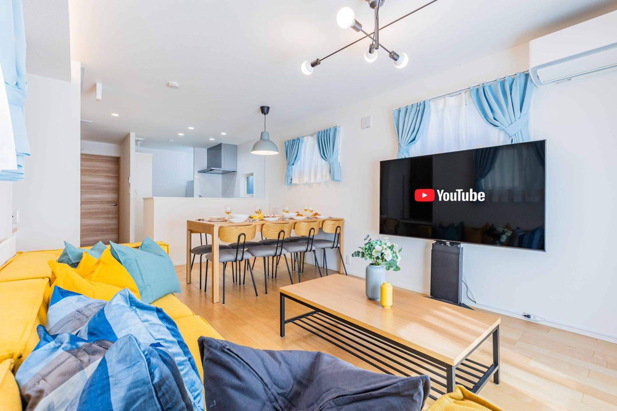 Modern House East *