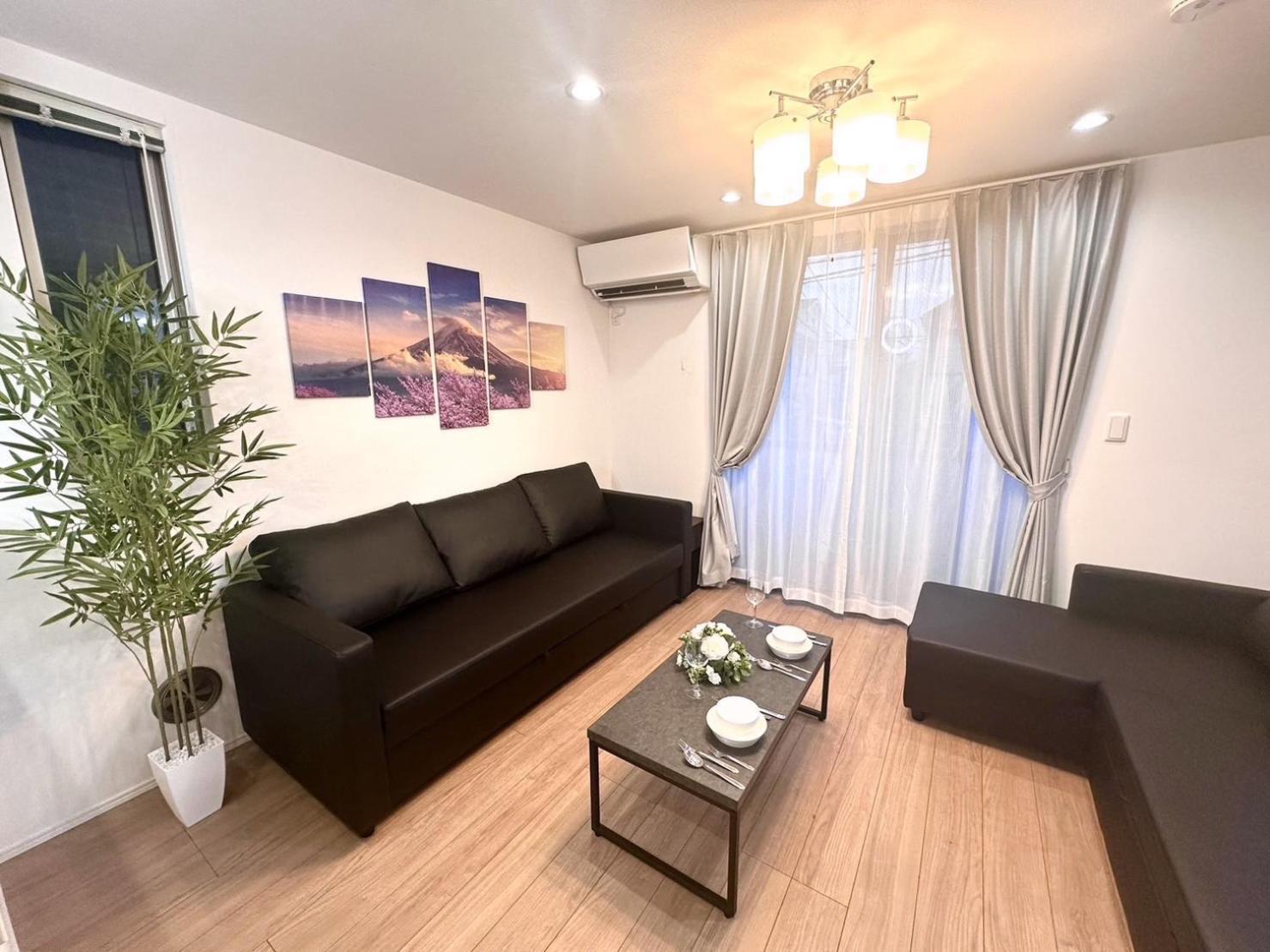 Bisk Park Higashi-jujo Guest house *