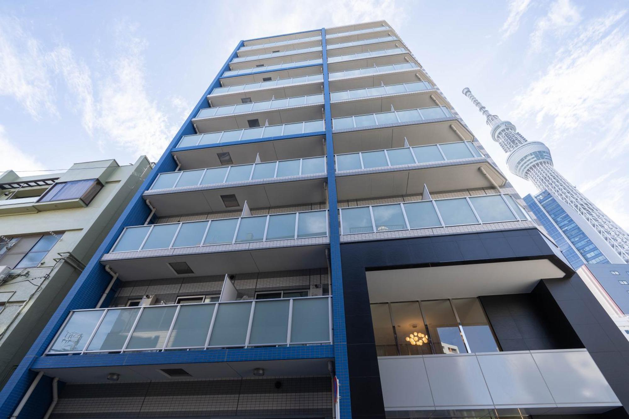 Mat Oshiage Apartment