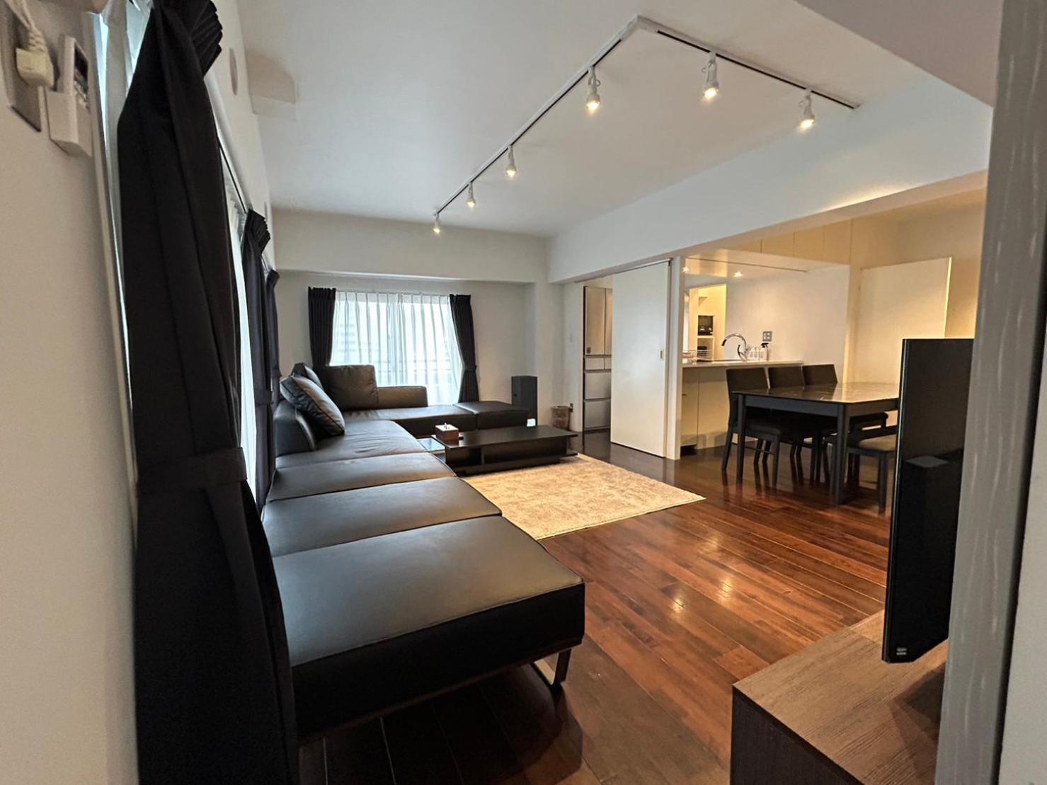 Niys 74 Type Apartment Tokyo