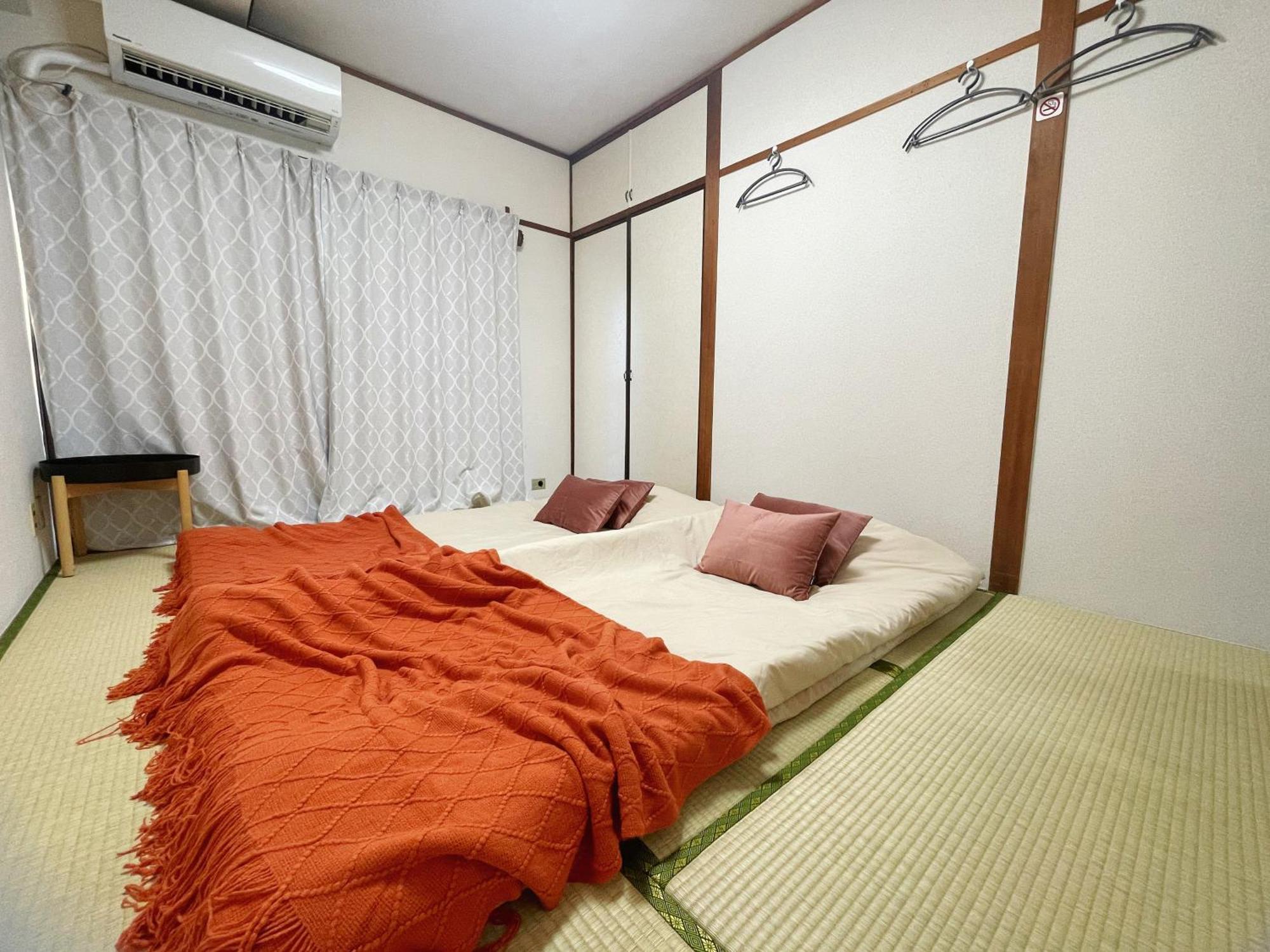 寛永寺坂ハイム Apartment