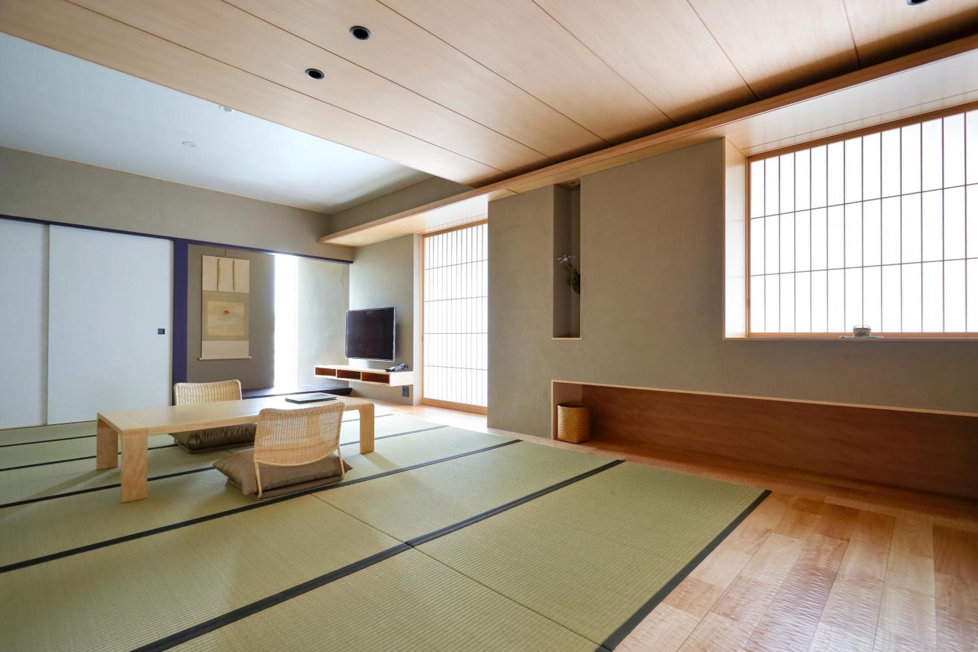 Hotel Kaminarimon 4*