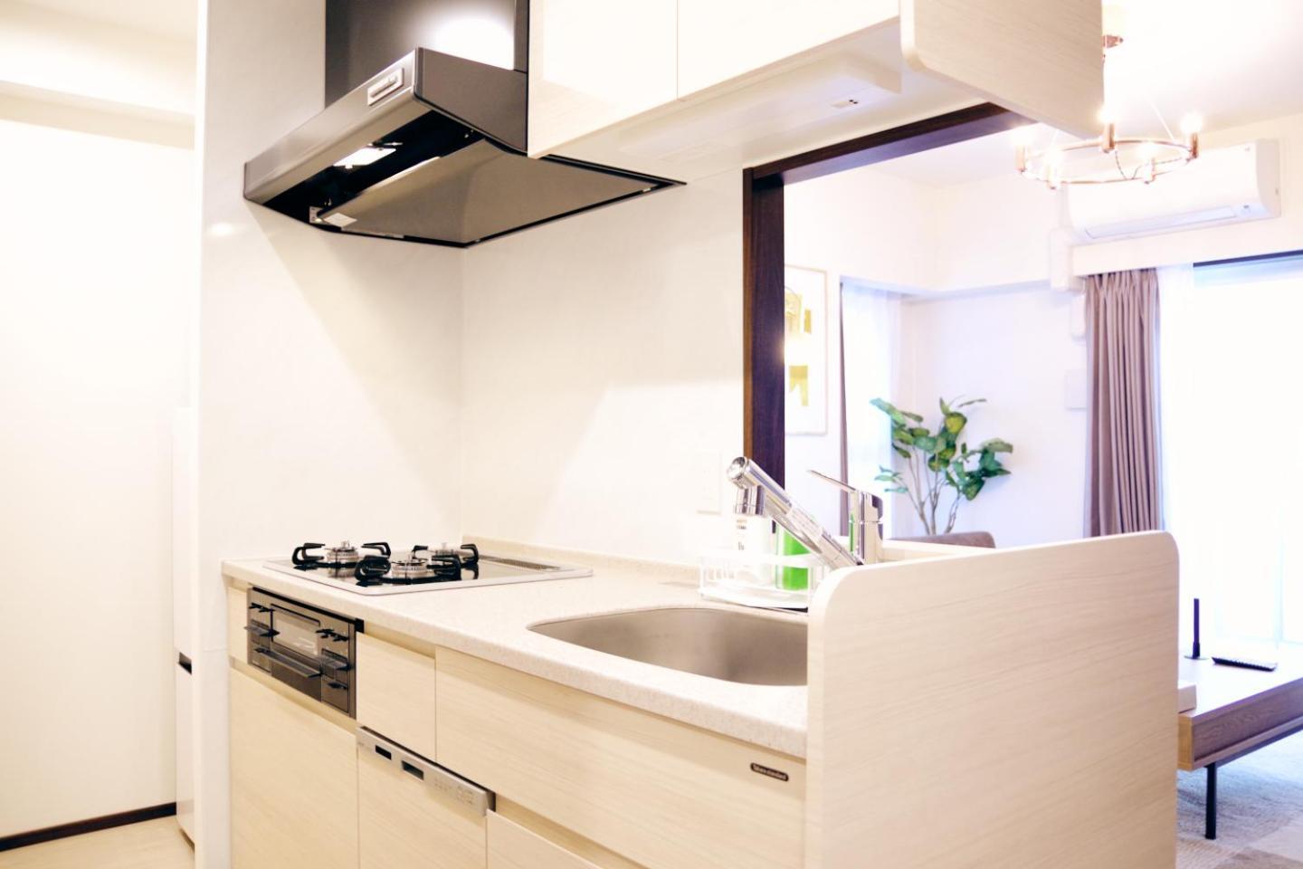 Mat Oshiage Apartment *
