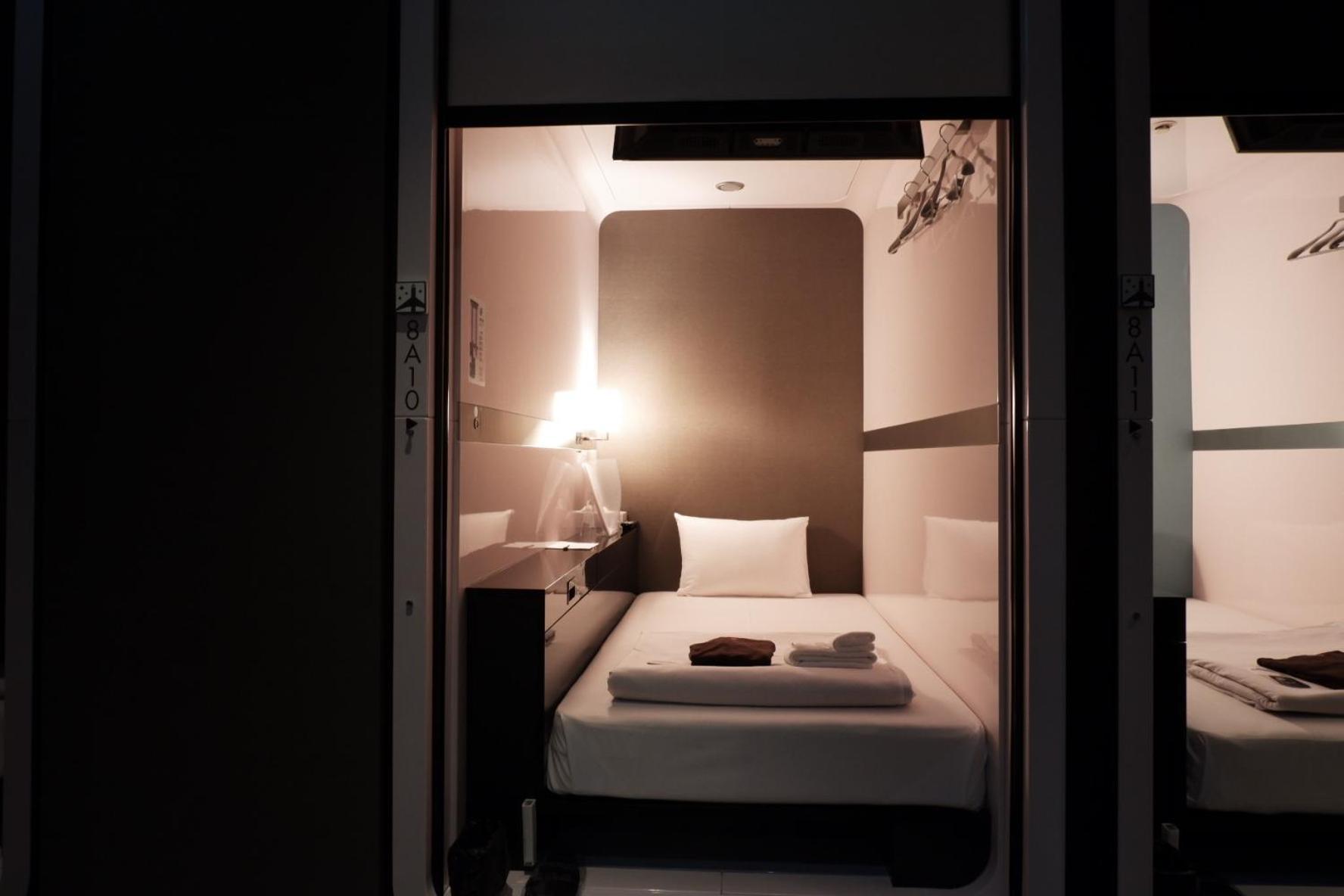 First Shinbashi Atagoyama Capsule hotel Tokyo
