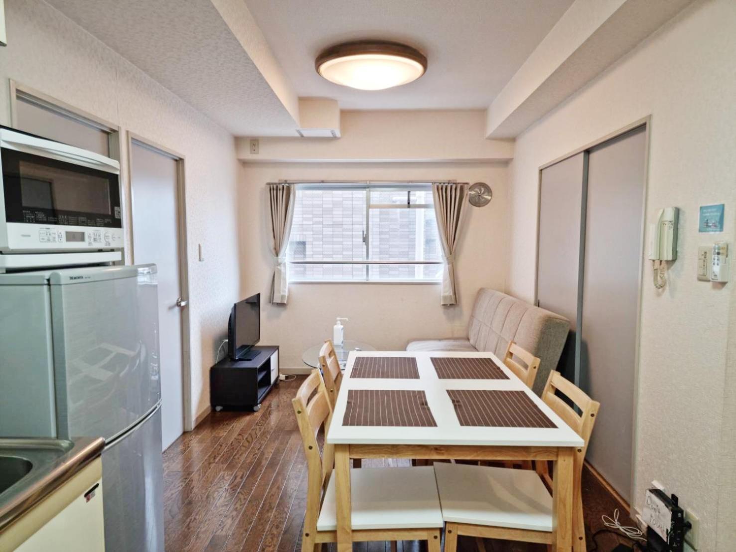 Prism Court 綾瀬 Apartment