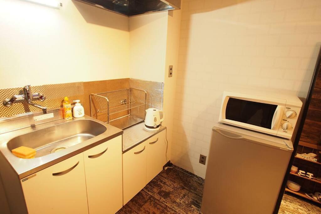 Shinjuku 3 Min Walk From Stationp #projector Oh2-3 *