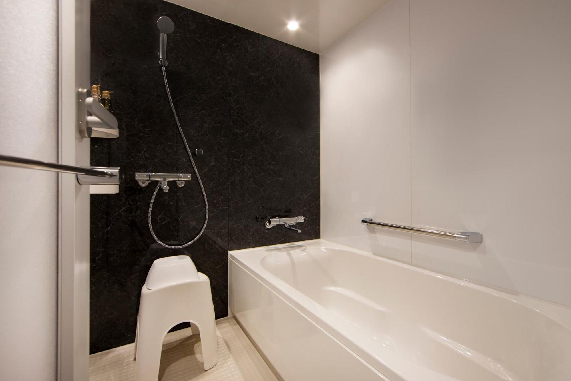 Hotel Karaksa Station 4*