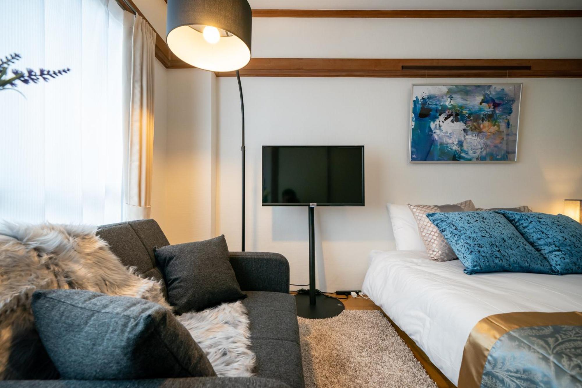 Apartment Lucky Horikiri - ラッキー堀切 *