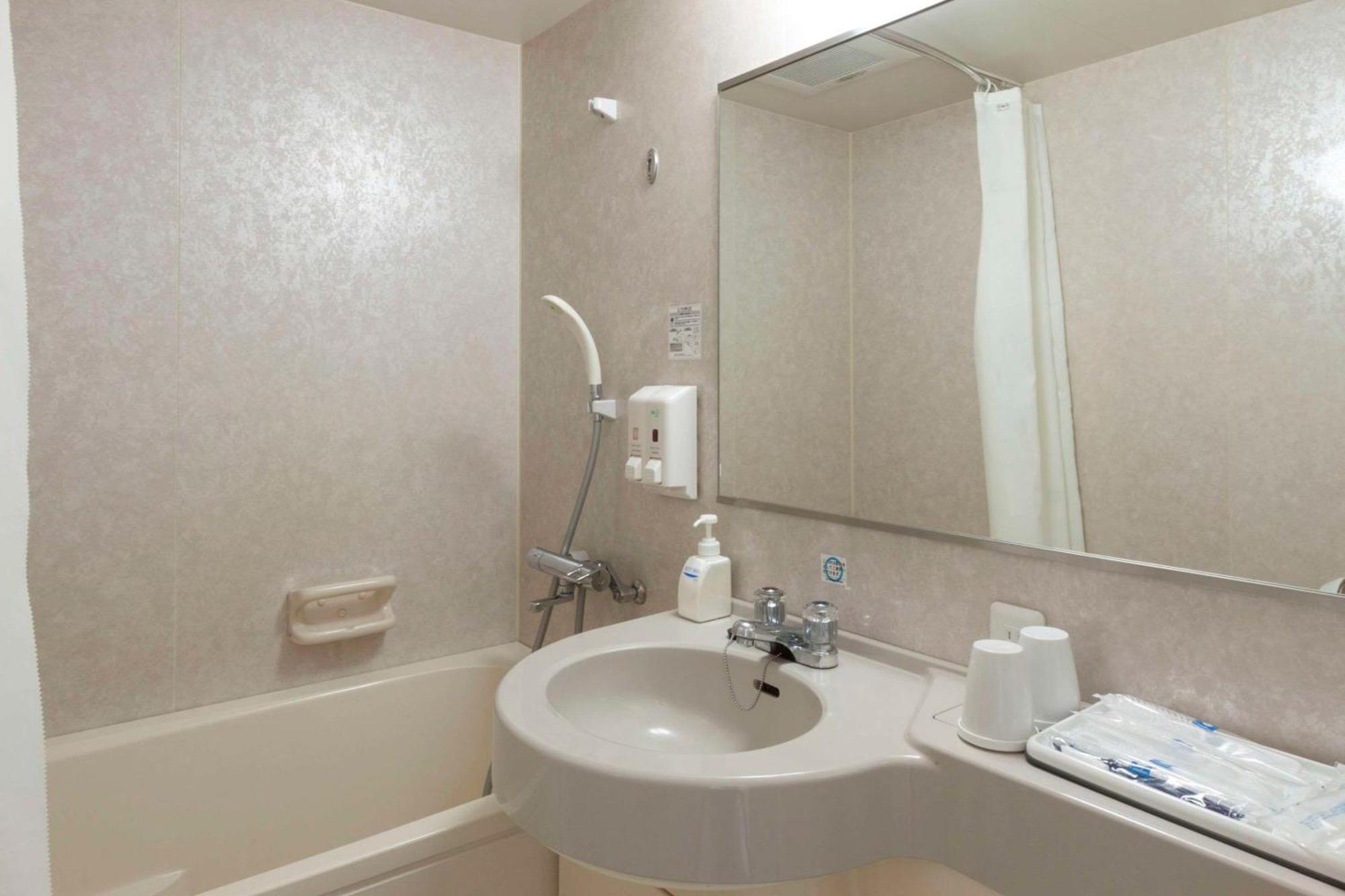 Comfort Kiyosumi Shirakawa 3*