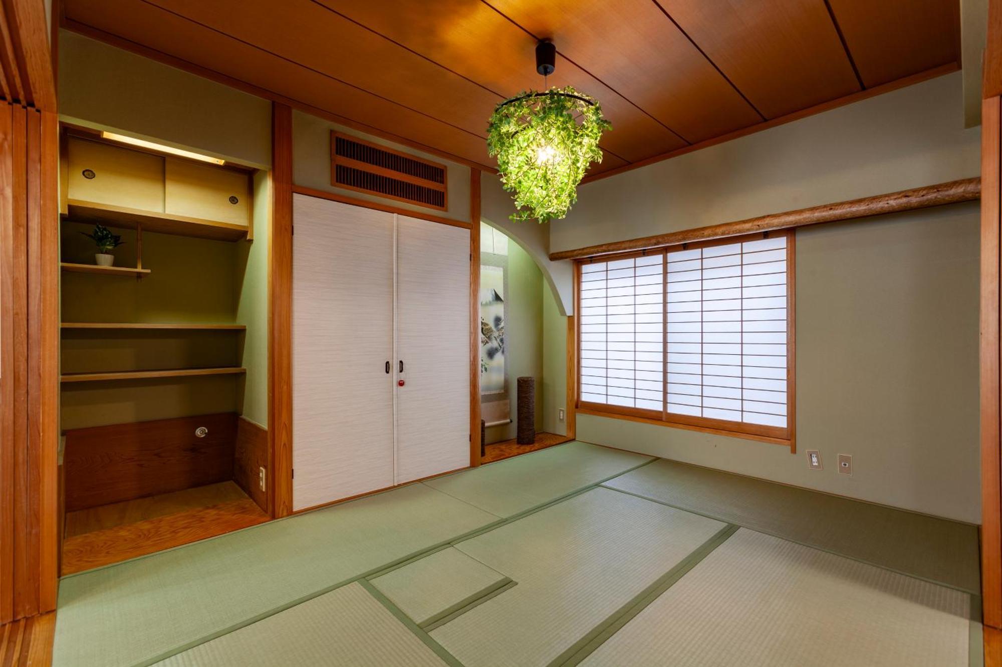 Premier Shinjuku West 3f 4f Apartment Tokyo