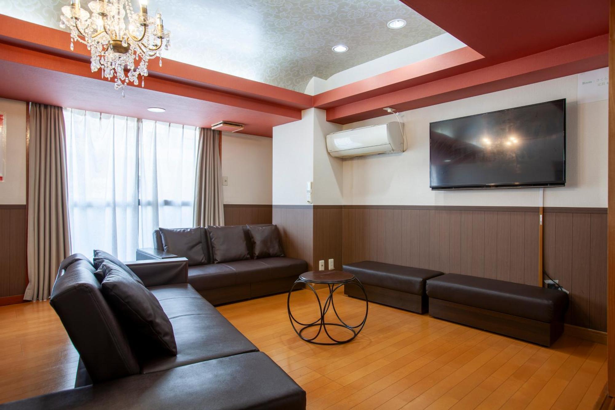Premier Shinjuku West 3f 4f Tokyo
