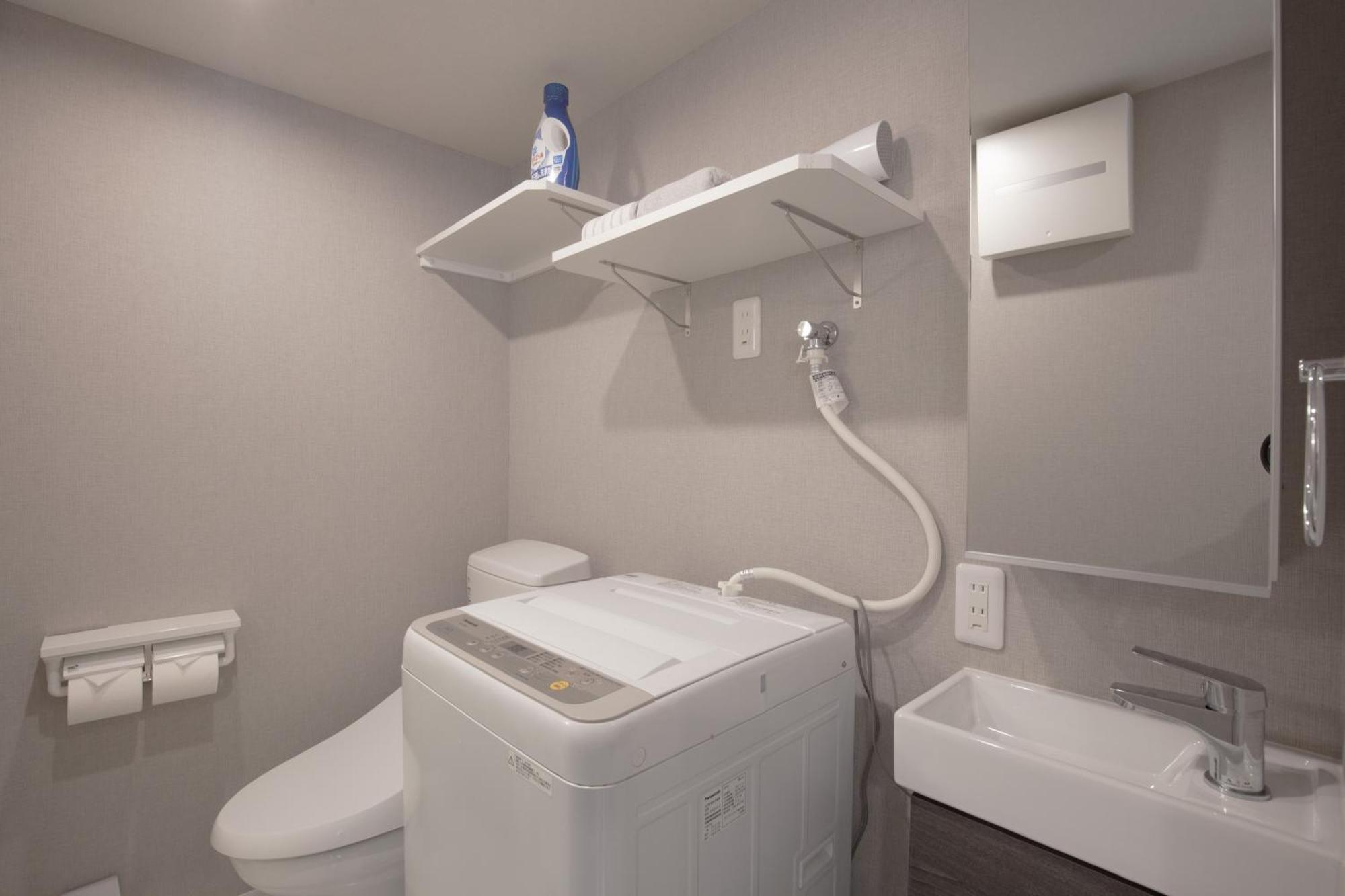 Cozy 2-person Retreat In Higashi Ueno 5 Min To Ueno Park And Subway Apartment Tokyo